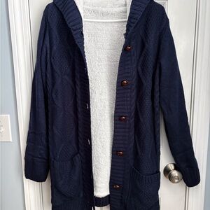 Beautiful navy blue sweater coat, Size M. NWOT